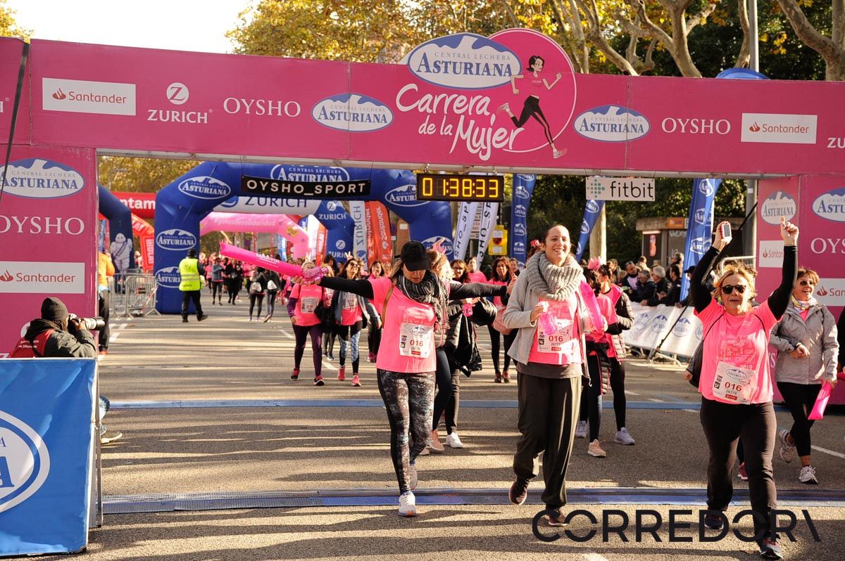 Llegada de la Carrera de la Mujer de Barcelona (ARCO DERECHO 81)