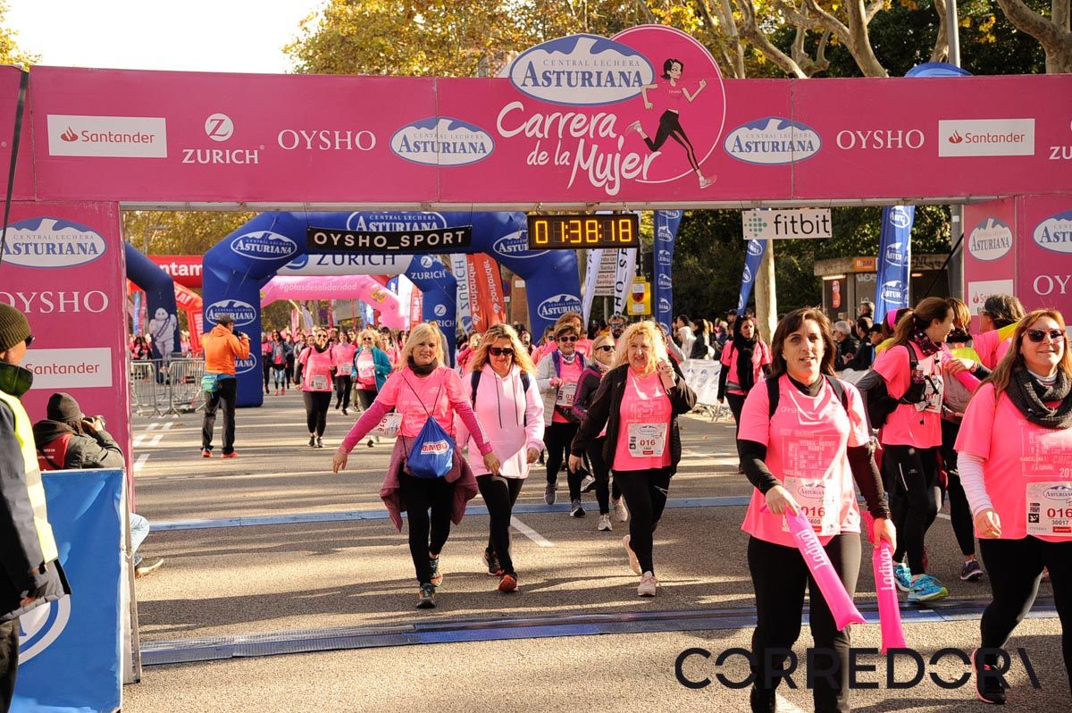 Llegada de la Carrera de la Mujer de Barcelona (ARCO DERECHO 81)