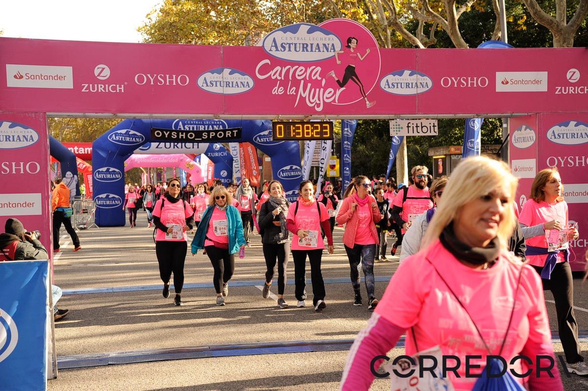 Llegada de la Carrera de la Mujer de Barcelona (ARCO DERECHO 81)