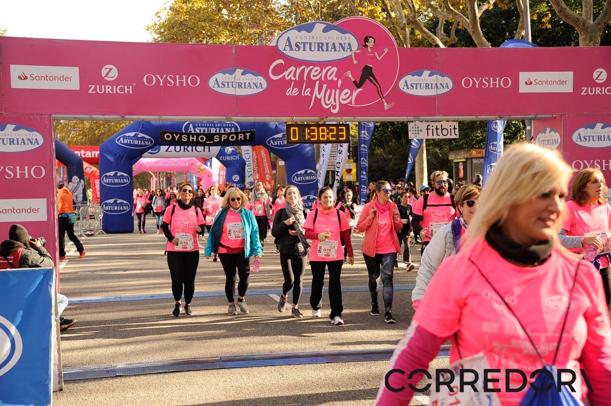 Llegada de la Carrera de la Mujer de Barcelona (ARCO DERECHO 81)