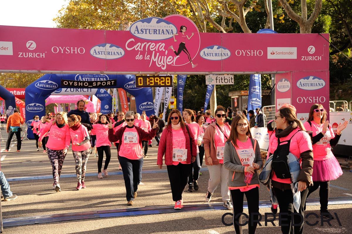 Llegada de la Carrera de la Mujer de Barcelona (ARCO DERECHO 83)