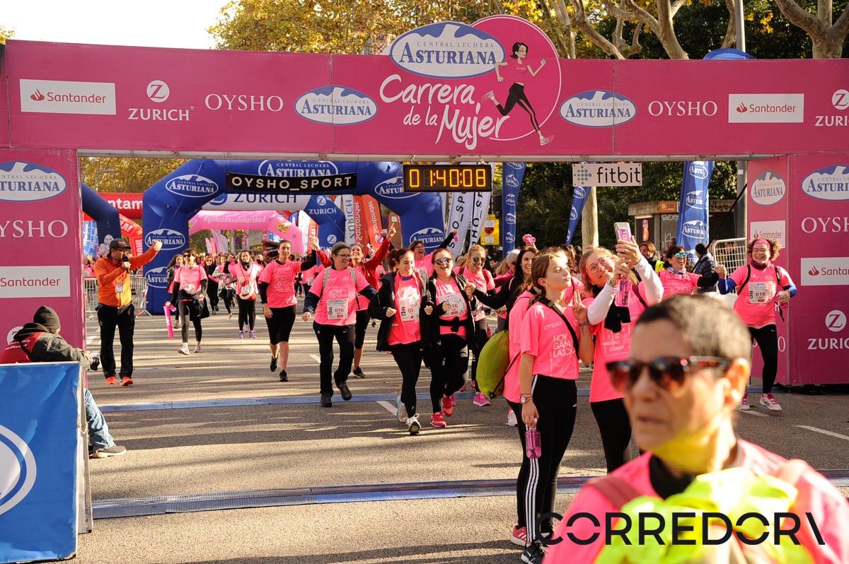 Llegada de la Carrera de la Mujer de Barcelona (ARCO DERECHO 84)