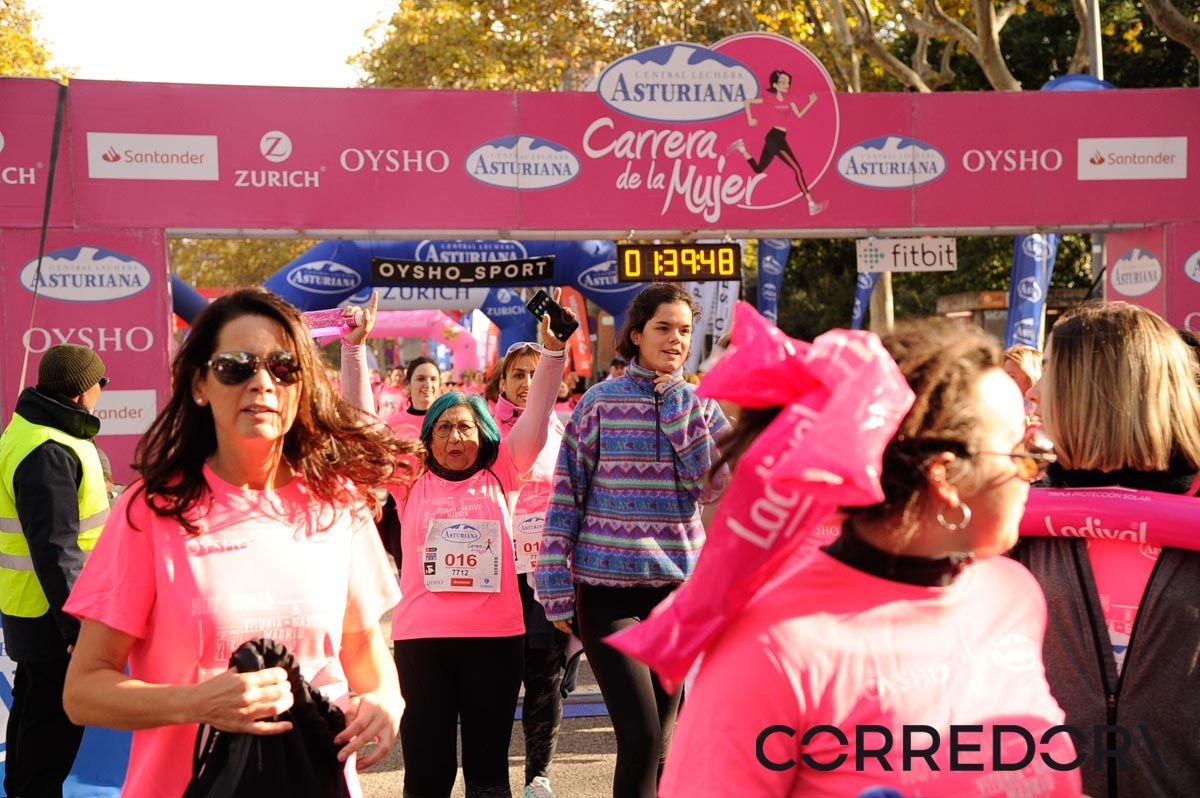 Llegada de la Carrera de la Mujer de Barcelona (ARCO DERECHO 83)
