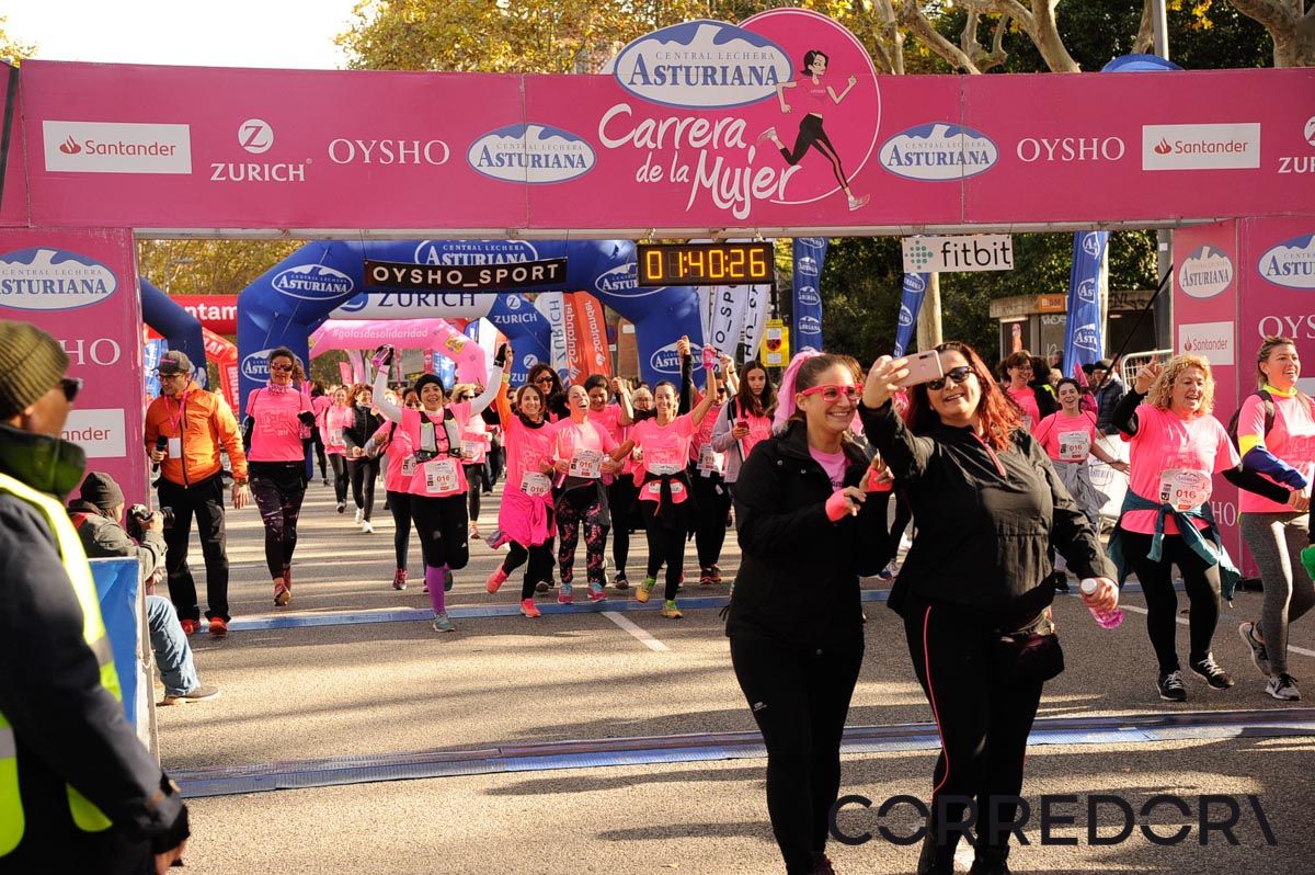 Llegada de la Carrera de la Mujer de Barcelona (ARCO DERECHO 84)