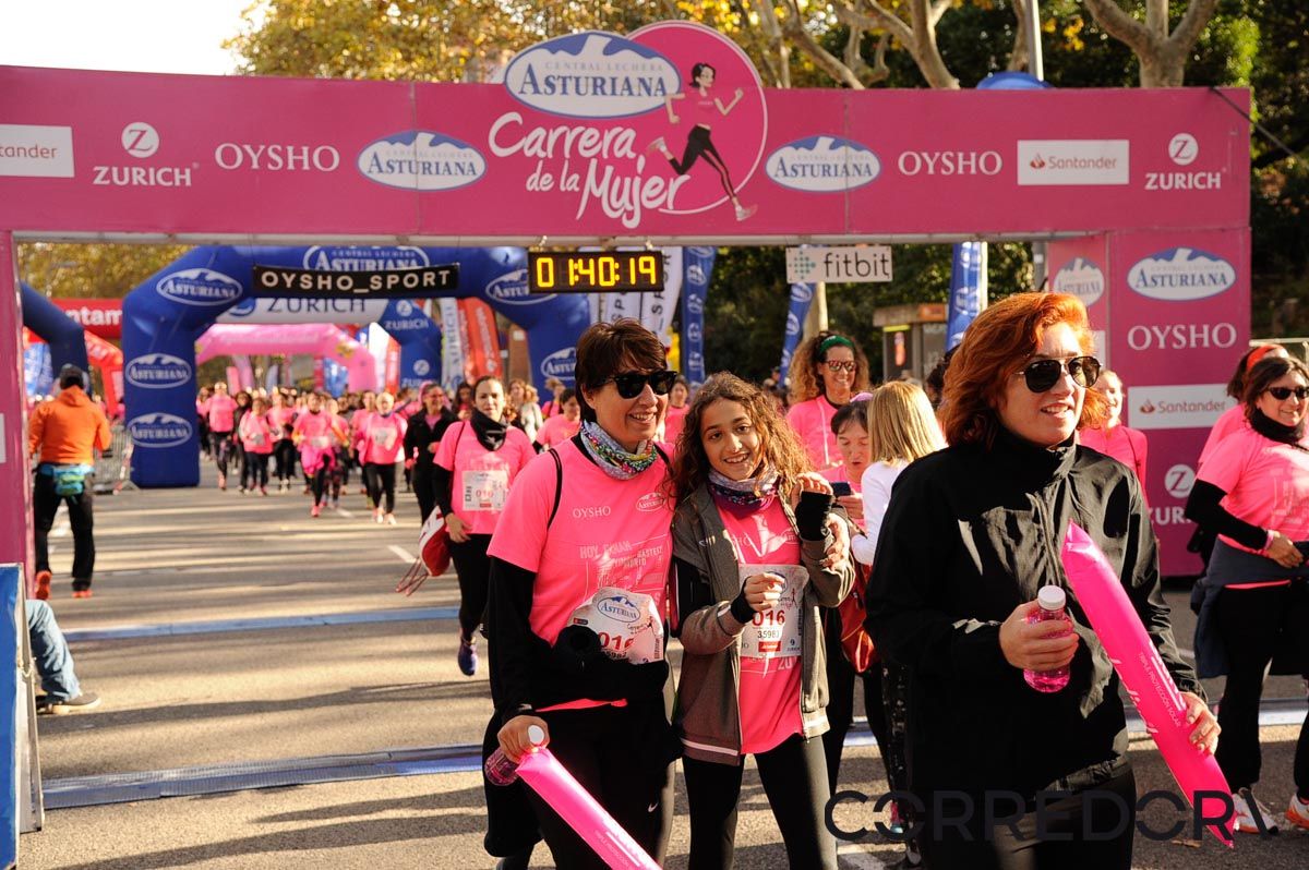 Llegada de la Carrera de la Mujer de Barcelona (ARCO DERECHO 84)