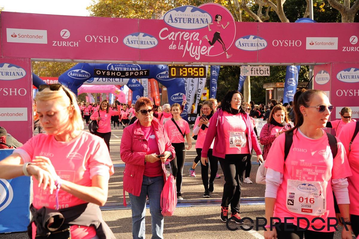 Llegada de la Carrera de la Mujer de Barcelona (ARCO DERECHO 84)