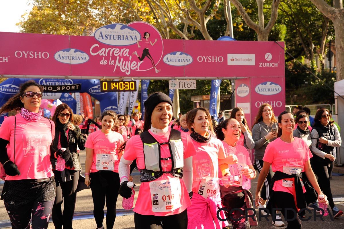 Llegada de la Carrera de la Mujer de Barcelona (ARCO DERECHO 85)