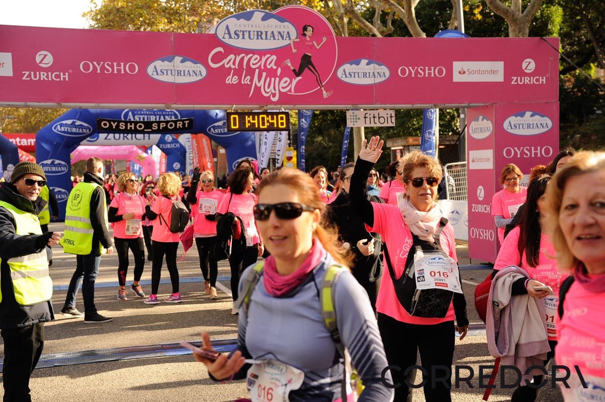 Llegada de la Carrera de la Mujer de Barcelona (ARCO DERECHO 85)