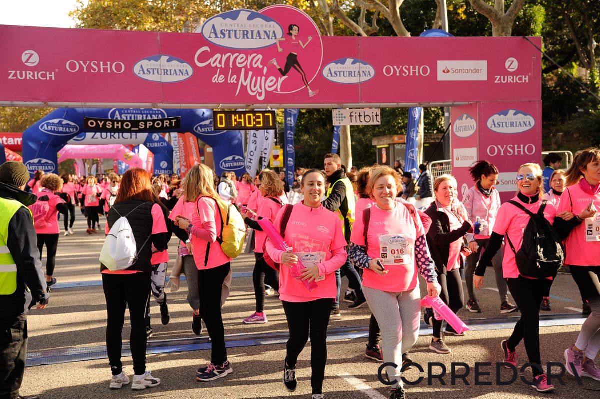 Llegada de la Carrera de la Mujer de Barcelona (ARCO DERECHO 85)