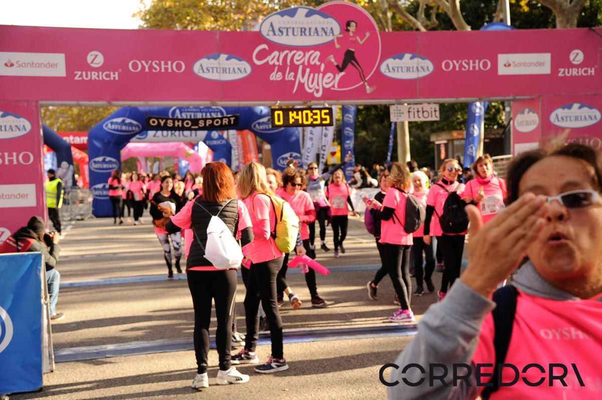 Llegada de la Carrera de la Mujer de Barcelona (ARCO DERECHO 85)