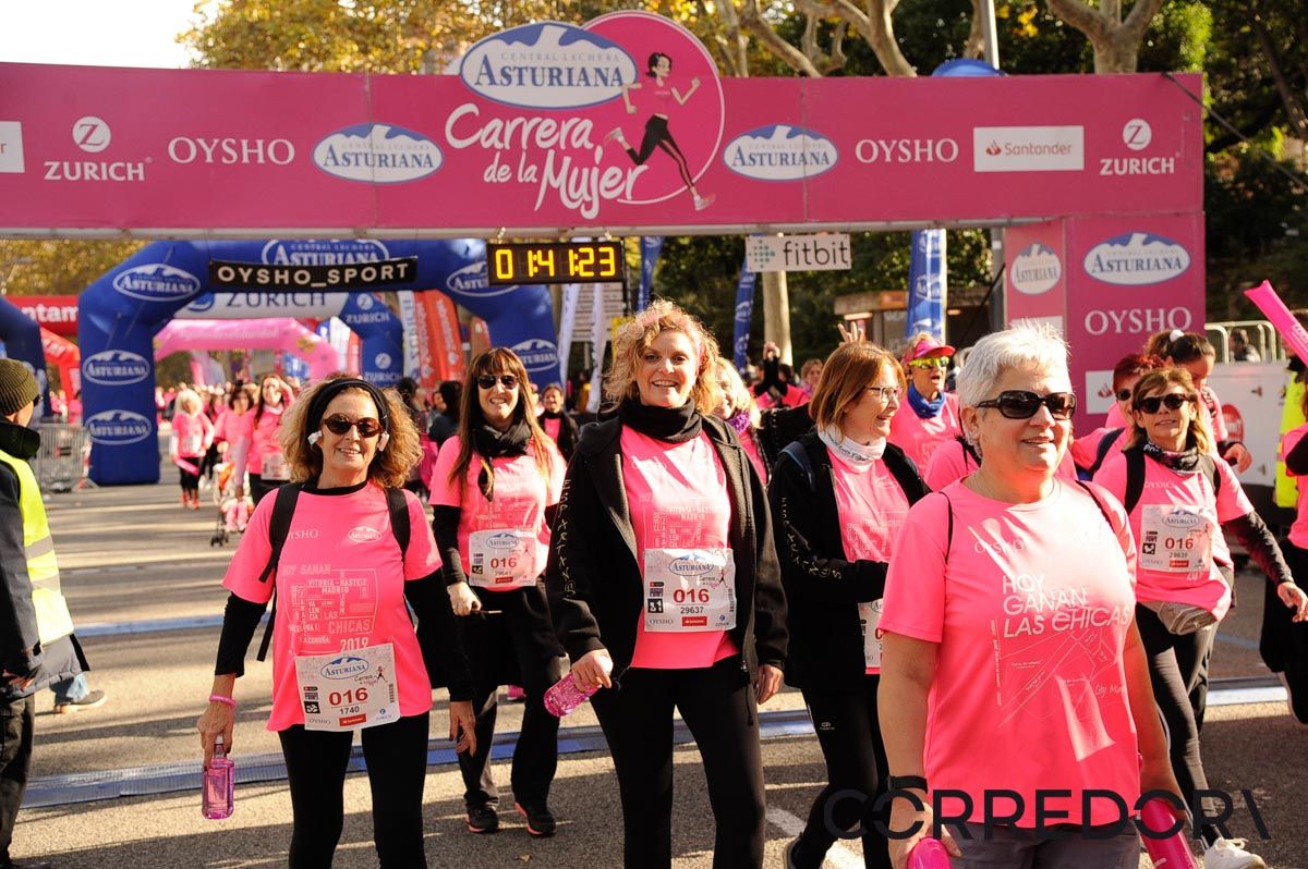 Llegada de la Carrera de la Mujer de Barcelona (ARCO DERECHO 86)