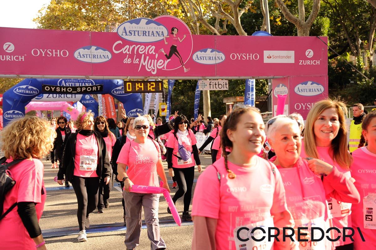 Llegada de la Carrera de la Mujer de Barcelona (ARCO DERECHO 86)
