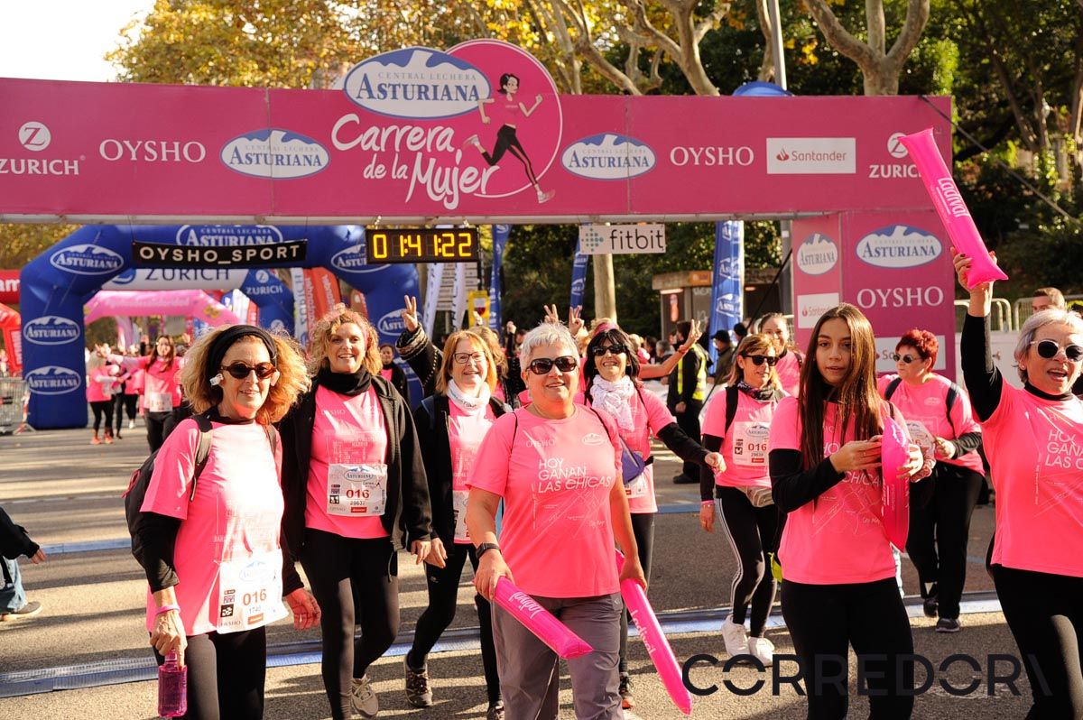Llegada de la Carrera de la Mujer de Barcelona (ARCO DERECHO 86)