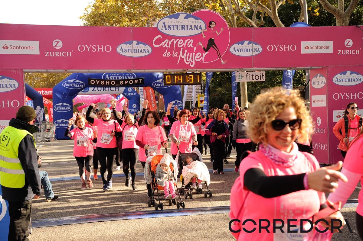 Llegada de la Carrera de la Mujer de Barcelona (ARCO DERECHO 86)
