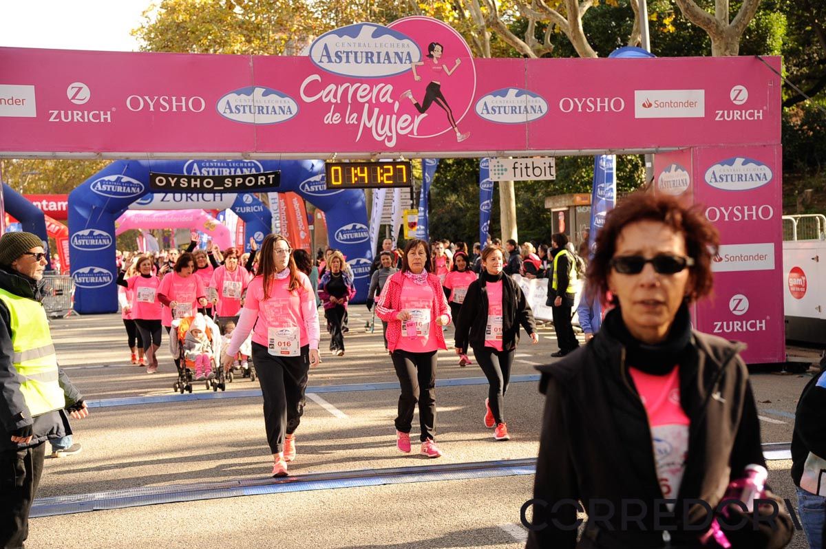 Llegada de la Carrera de la Mujer de Barcelona (ARCO DERECHO 86)
