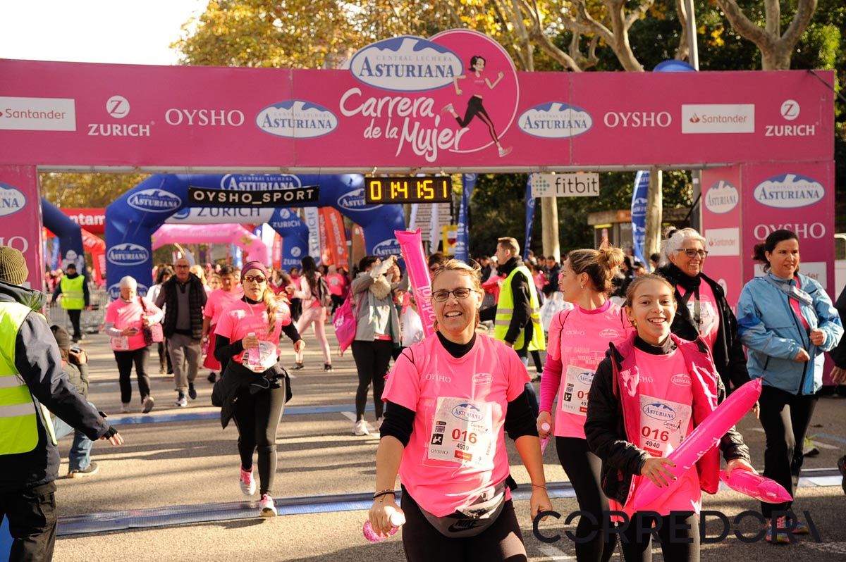 Llegada de la Carrera de la Mujer de Barcelona (ARCO DERECHO 87)