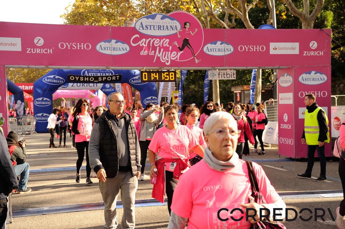 Llegada de la Carrera de la Mujer de Barcelona (ARCO DERECHO 87)