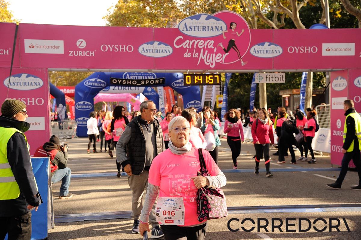 Llegada de la Carrera de la Mujer de Barcelona (ARCO DERECHO 87)
