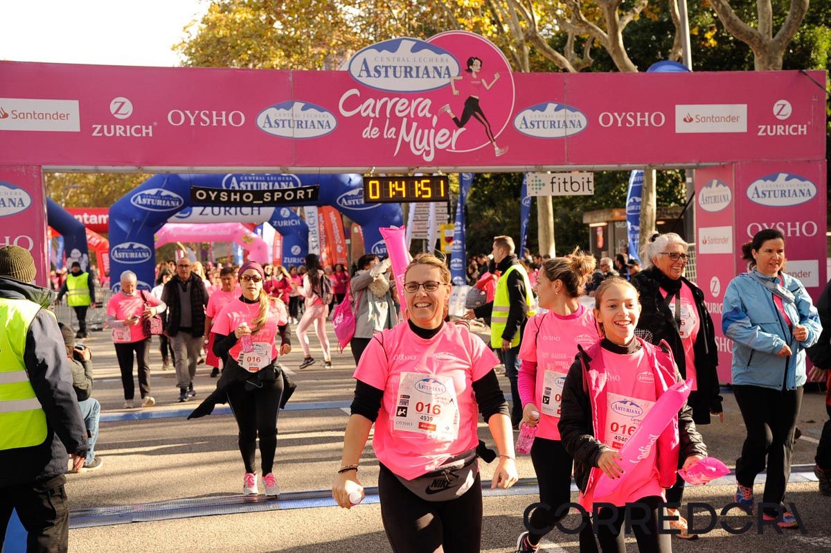 Llegada de la Carrera de la Mujer de Barcelona (ARCO DERECHO 87)