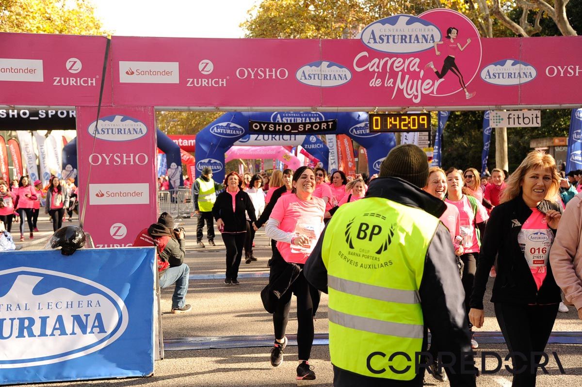 Llegada de la Carrera de la Mujer de Barcelona (ARCO DERECHO 87)
