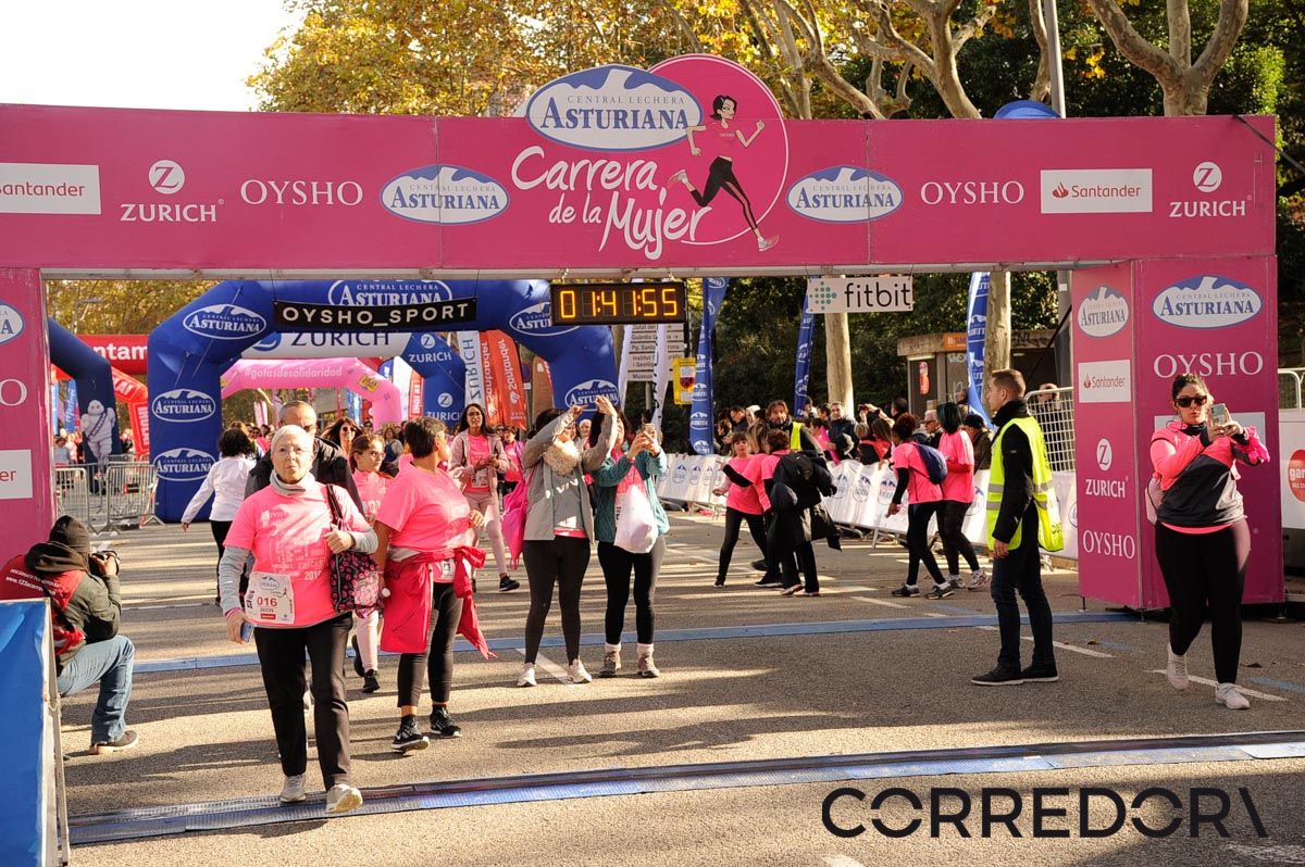 Llegada de la Carrera de la Mujer de Barcelona (ARCO DERECHO 87)