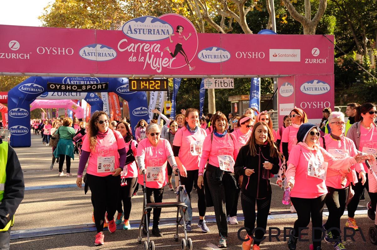 Llegada de la Carrera de la Mujer de Barcelona (ARCO DERECHO 87)
