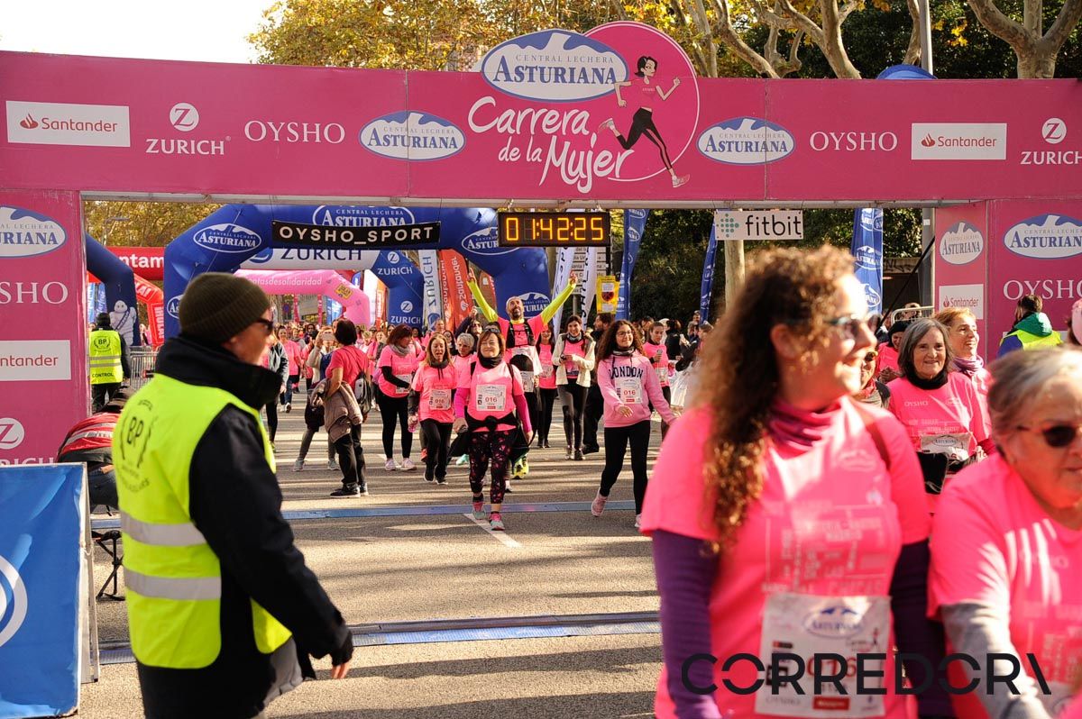 Llegada de la Carrera de la Mujer de Barcelona (ARCO DERECHO 87)