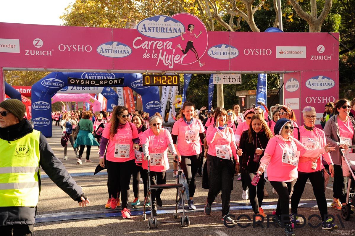 Llegada de la Carrera de la Mujer de Barcelona (ARCO DERECHO 87)