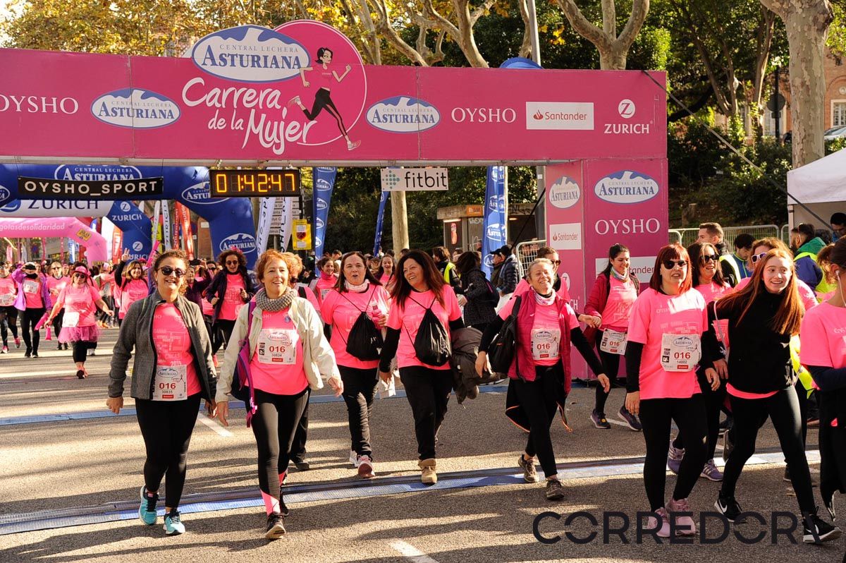Llegada de la Carrera de la Mujer de Barcelona (ARCO DERECHO 88)