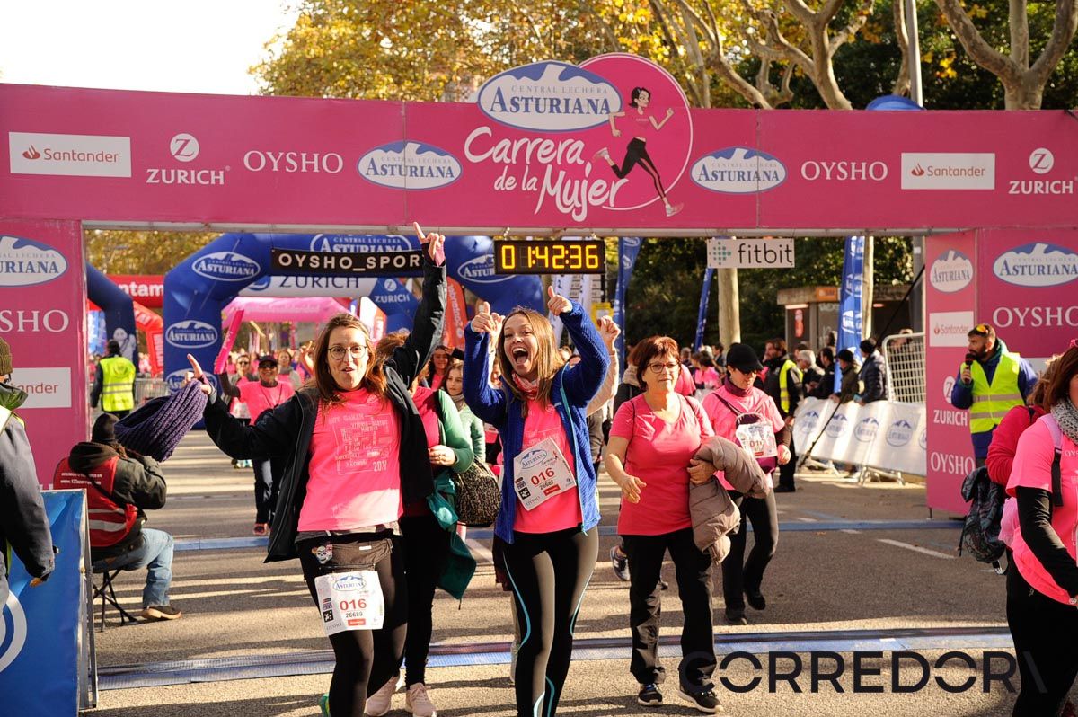 Llegada de la Carrera de la Mujer de Barcelona (ARCO DERECHO 88)