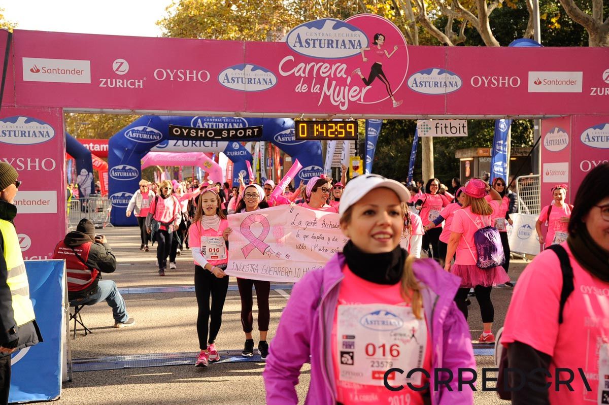 Llegada de la Carrera de la Mujer de Barcelona (ARCO DERECHO 89)