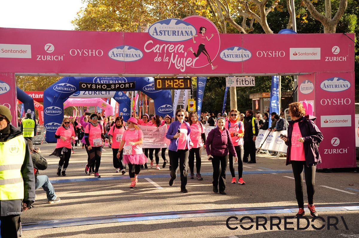 Llegada de la Carrera de la Mujer de Barcelona (ARCO DERECHO 88)