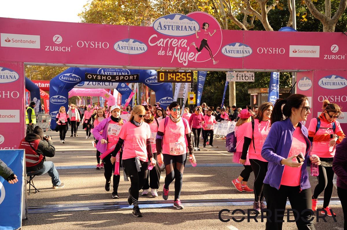 Llegada de la Carrera de la Mujer de Barcelona (ARCO DERECHO 88)