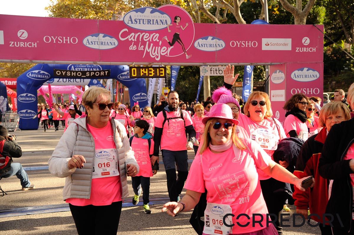 Llegada de la Carrera de la Mujer de Barcelona (ARCO DERECHO 89)