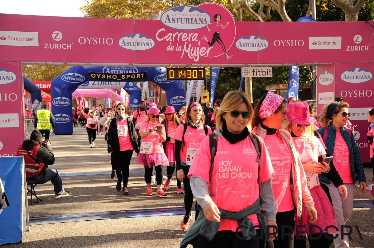 Llegada de la Carrera de la Mujer de Barcelona (ARCO DERECHO 89)