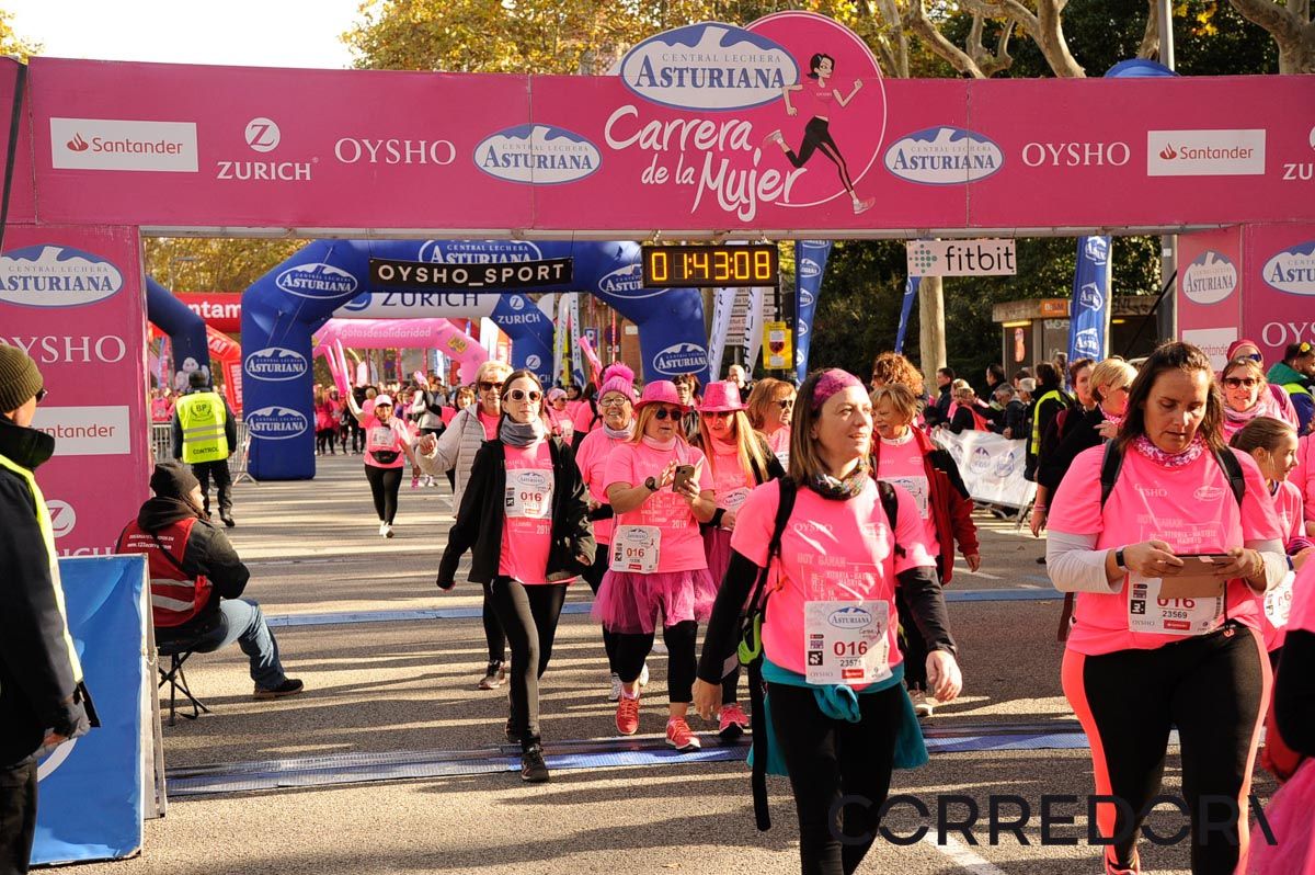 Llegada de la Carrera de la Mujer de Barcelona (ARCO DERECHO 89)