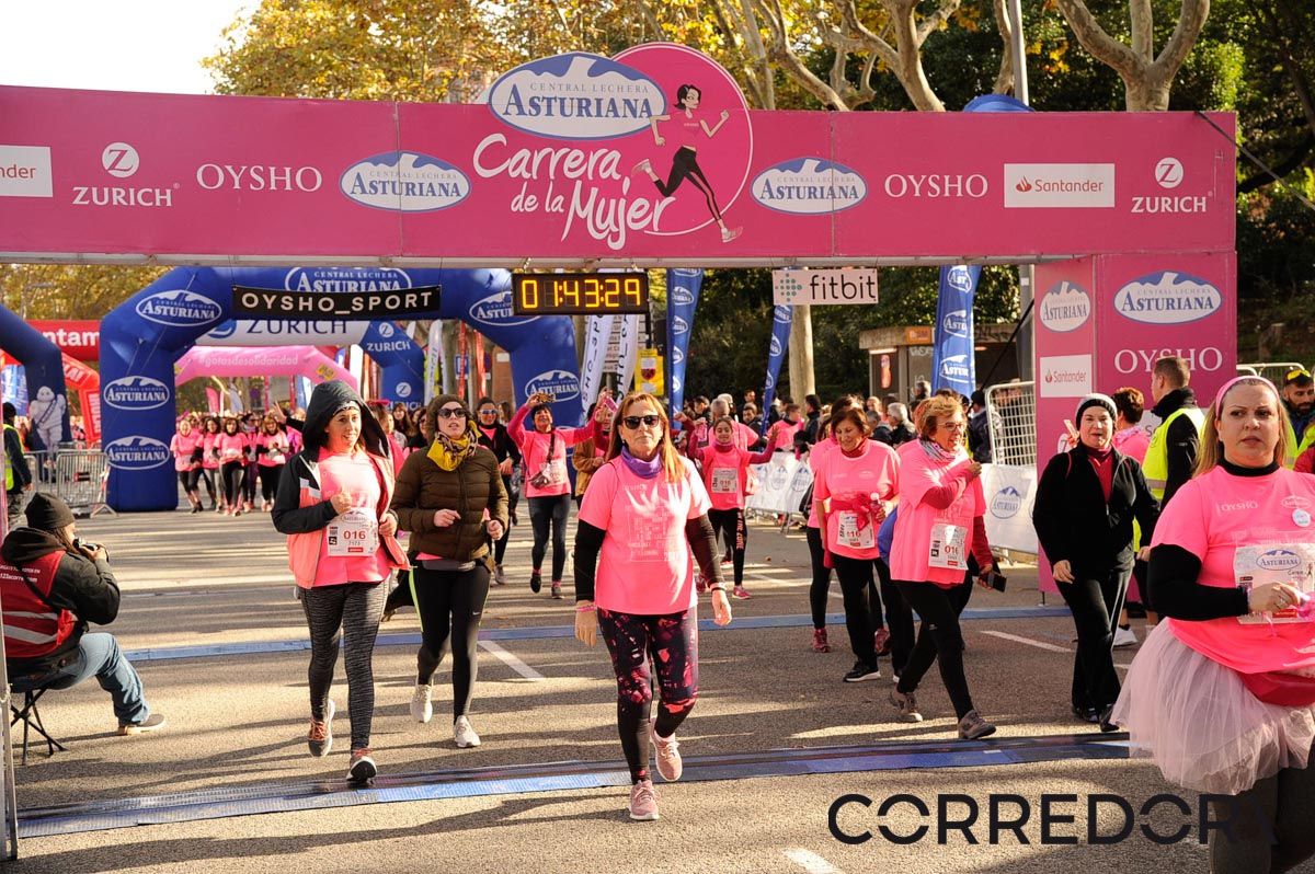 Llegada de la Carrera de la Mujer de Barcelona (ARCO DERECHO 90)