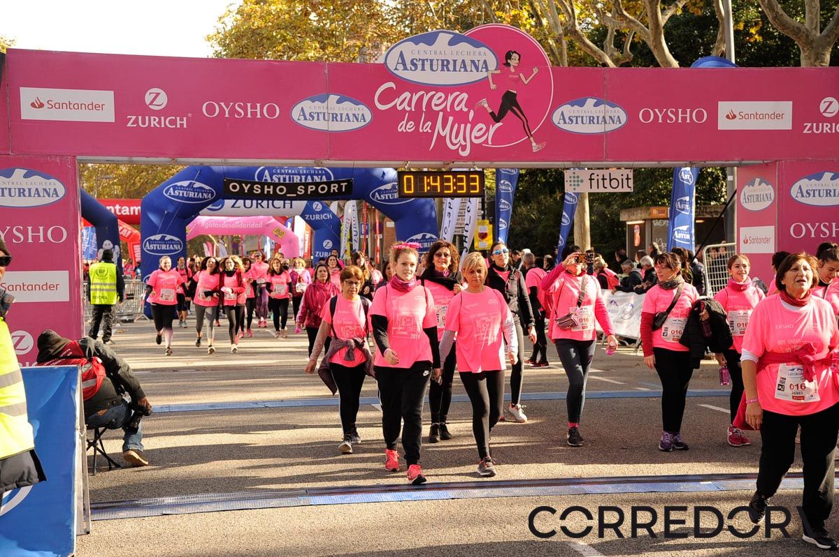 Llegada de la Carrera de la Mujer de Barcelona (ARCO DERECHO 90)