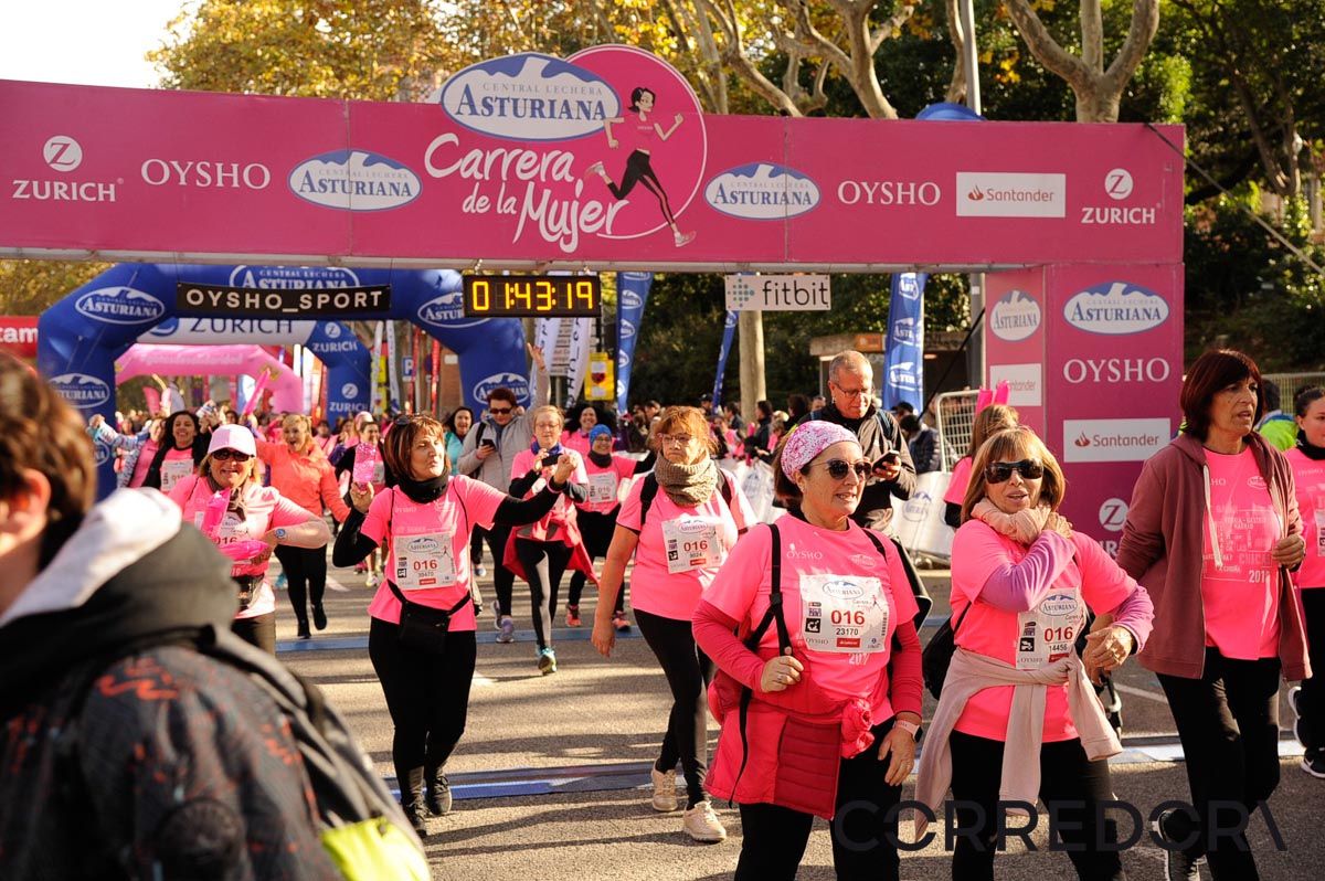 Llegada de la Carrera de la Mujer de Barcelona (ARCO DERECHO 89)