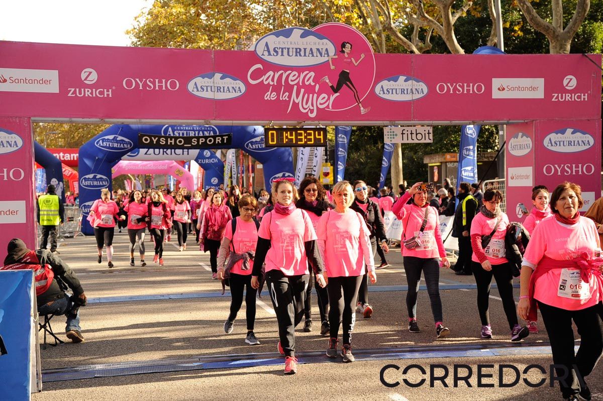 Llegada de la Carrera de la Mujer de Barcelona (ARCO DERECHO 90)