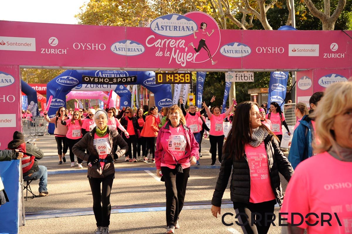 Llegada de la Carrera de la Mujer de Barcelona (ARCO DERECHO 90)