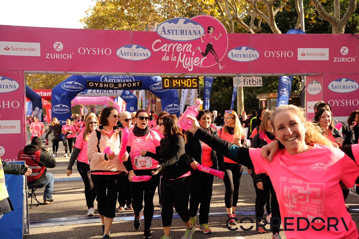 Llegada de la Carrera de la Mujer de Barcelona (ARCO DERECHO 91)