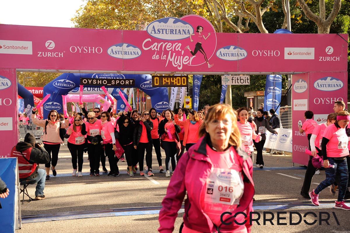 Llegada de la Carrera de la Mujer de Barcelona (ARCO DERECHO 91)