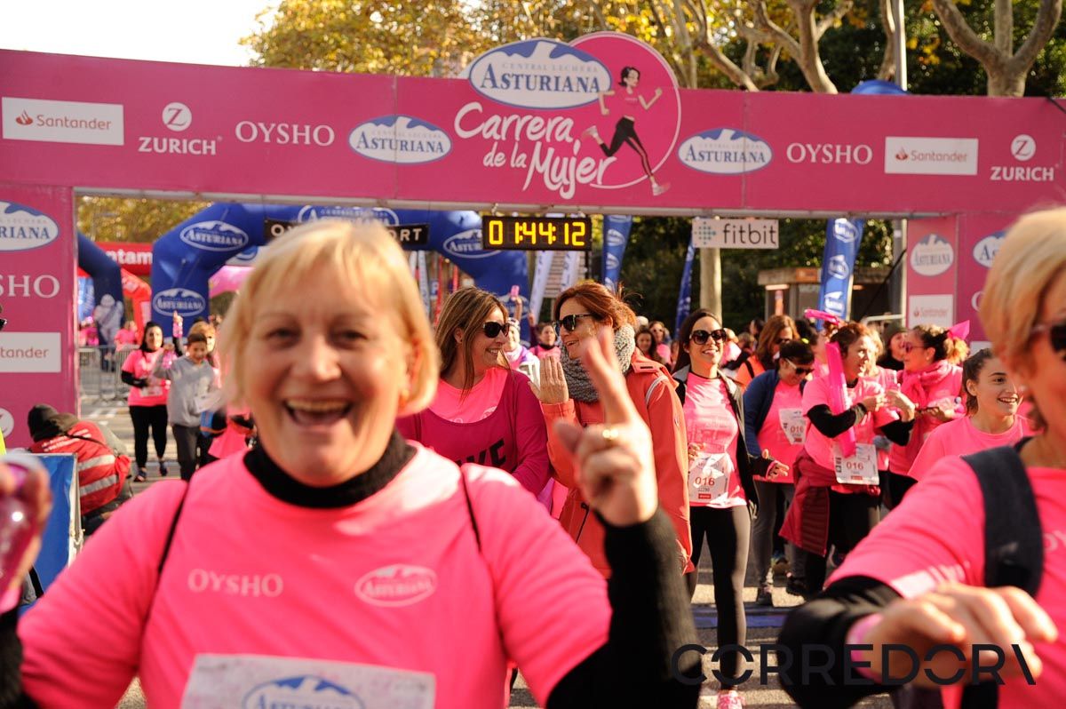 Llegada de la Carrera de la Mujer de Barcelona (ARCO DERECHO 91)