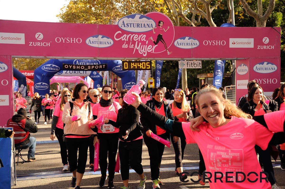 Llegada de la Carrera de la Mujer de Barcelona (ARCO DERECHO 91)