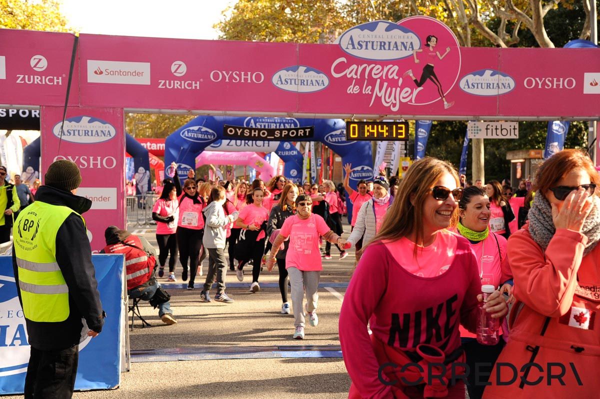 Llegada de la Carrera de la Mujer de Barcelona (ARCO DERECHO 91)