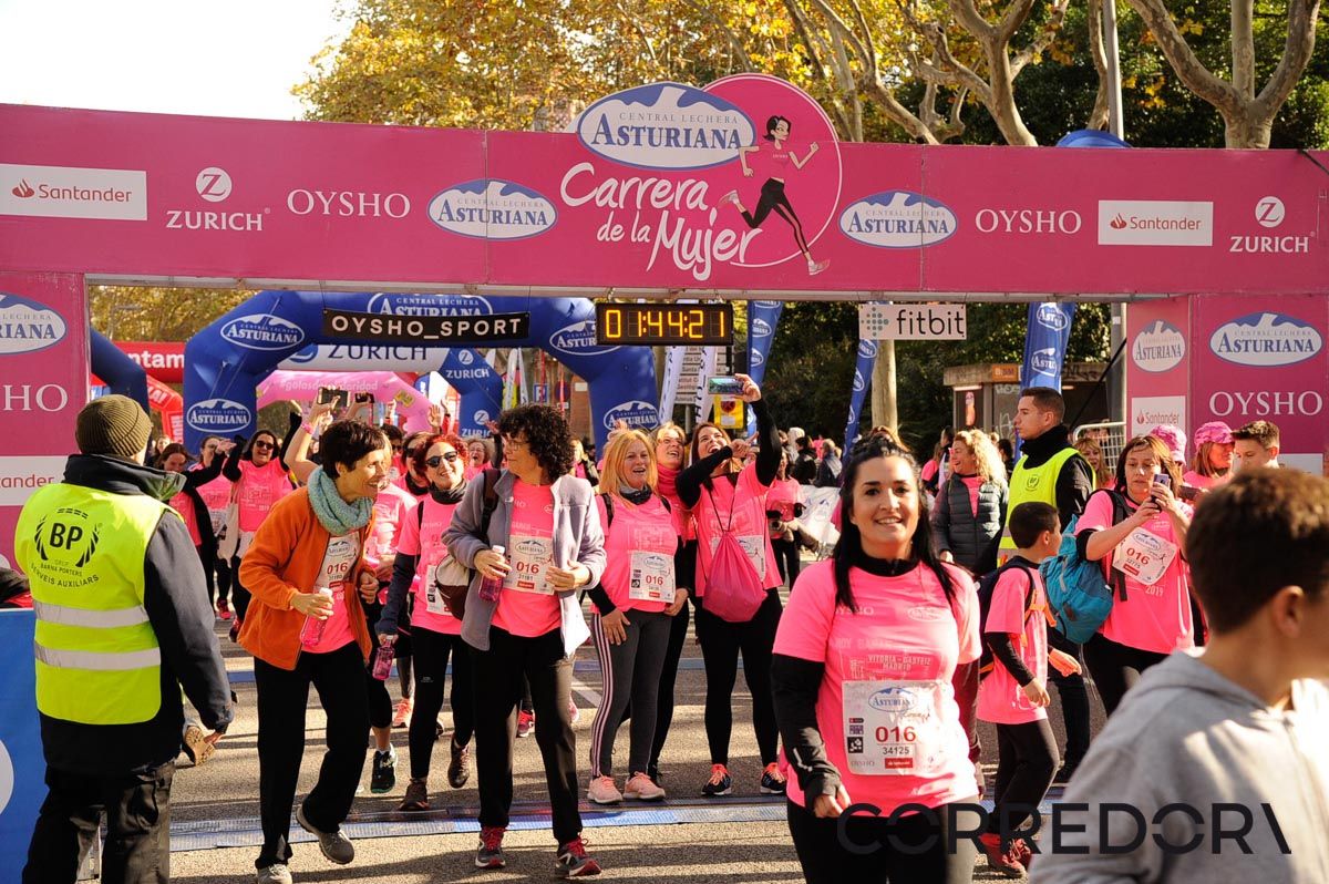 Llegada de la Carrera de la Mujer de Barcelona (ARCO DERECHO 91)