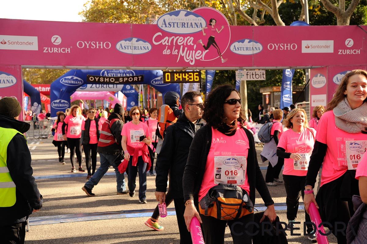 Llegada de la Carrera de la Mujer de Barcelona (ARCO DERECHO 92)