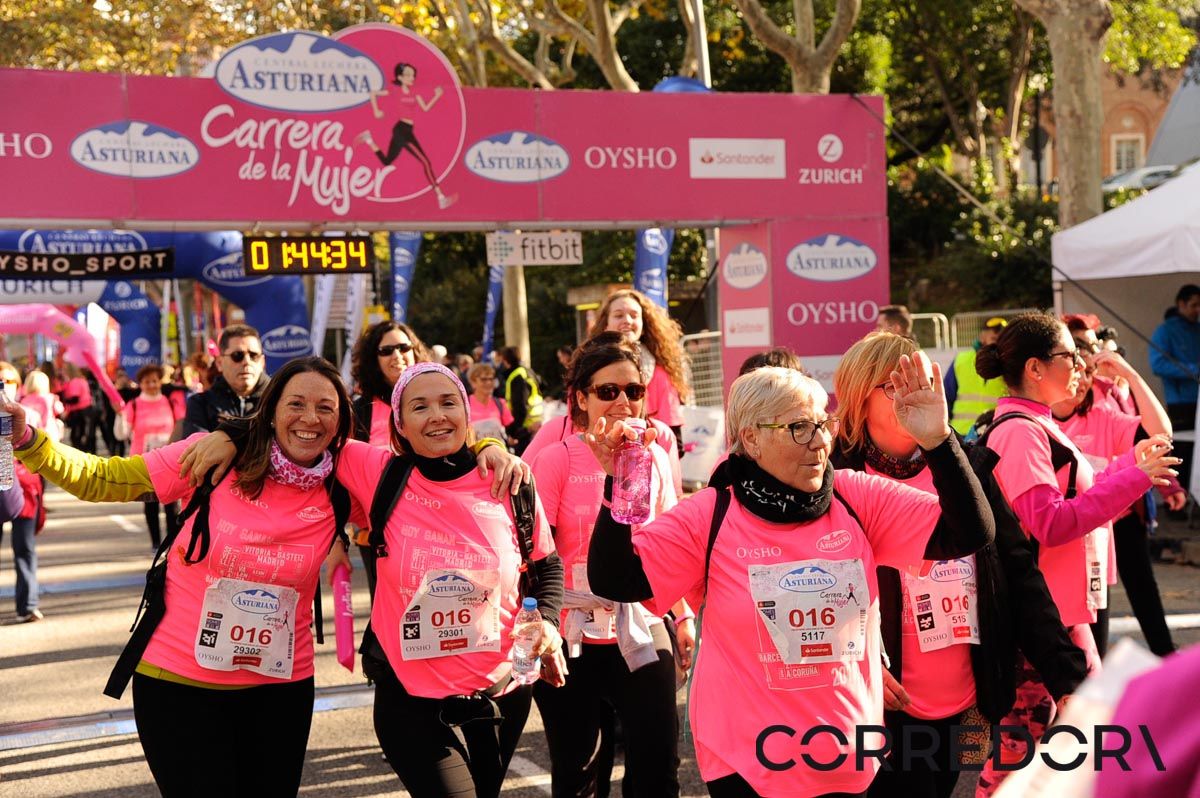 Llegada de la Carrera de la Mujer de Barcelona (ARCO DERECHO 92)