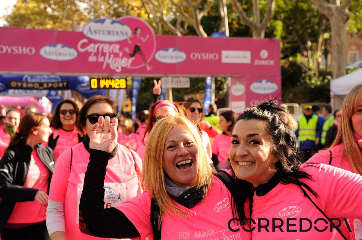 Llegada de la Carrera de la Mujer de Barcelona (ARCO DERECHO 92)